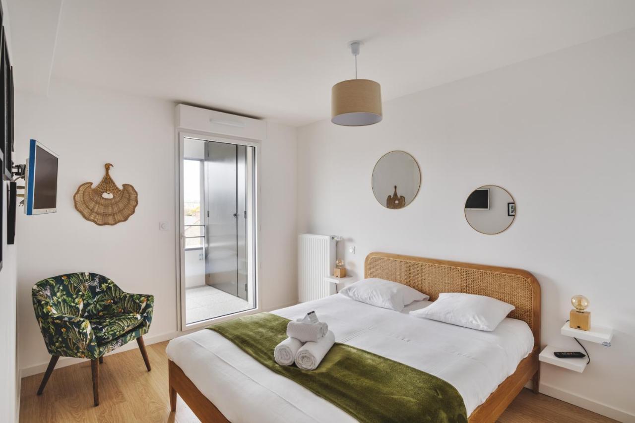 Le Rochenoire - Appt Proche Plage Динар Экстерьер фото